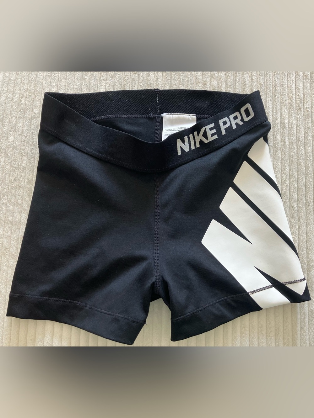 Nike Compression shorts size XS EUC